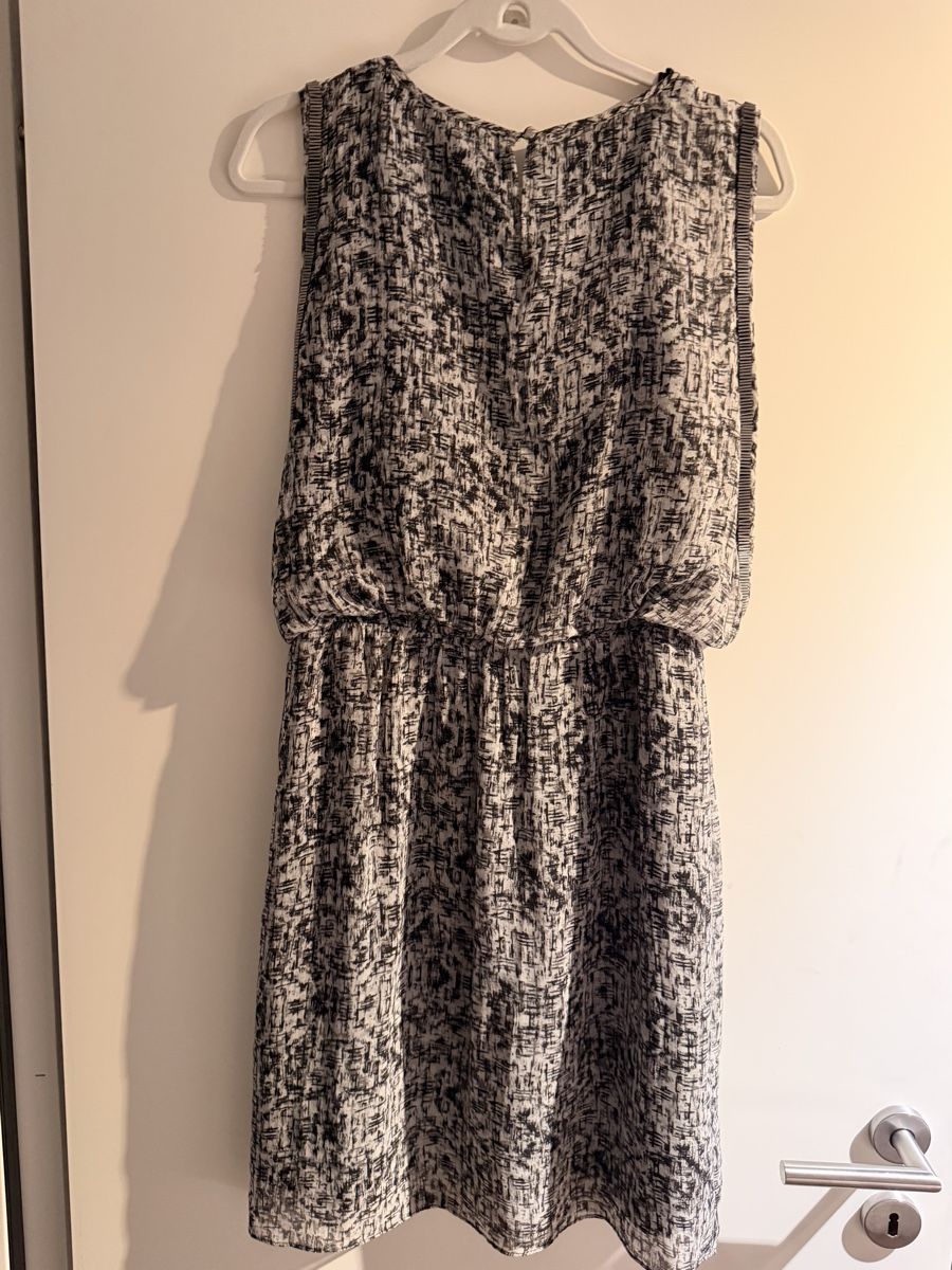 Esprit Vestiti: Esprit Kleid in grau Gr. 38 – Usato da Balgach venduto da ren_xy57 4