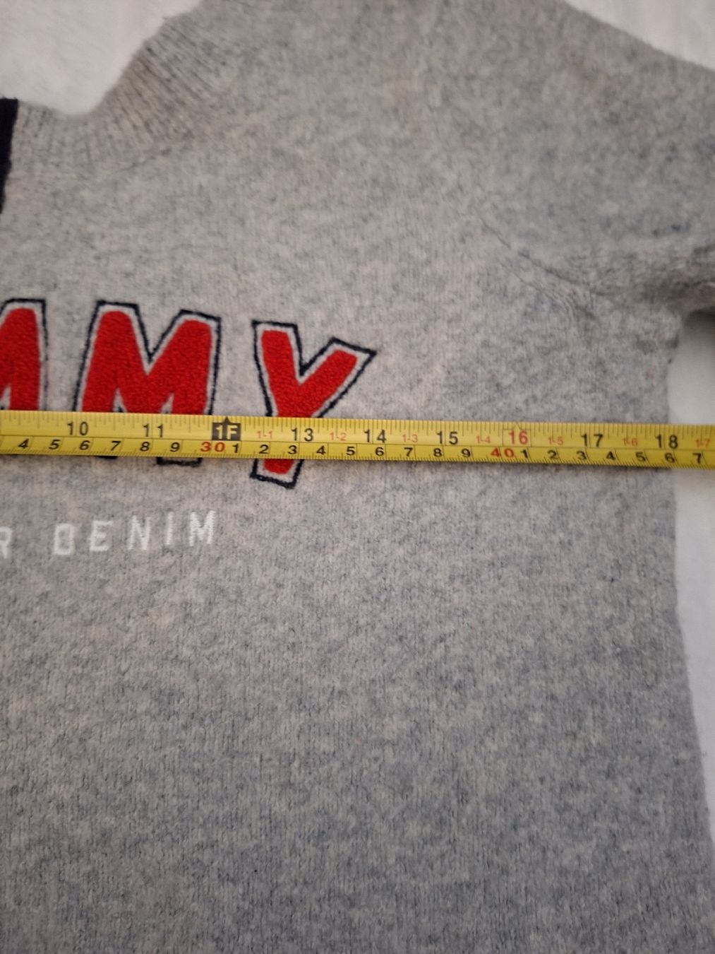 Tommy Hilfiger Maglioni & Felpe: Pull  Tommy Hilfiger Denim bicolore gris et bleu S – Usato da Renens VD venduto da ser_j2fn 4