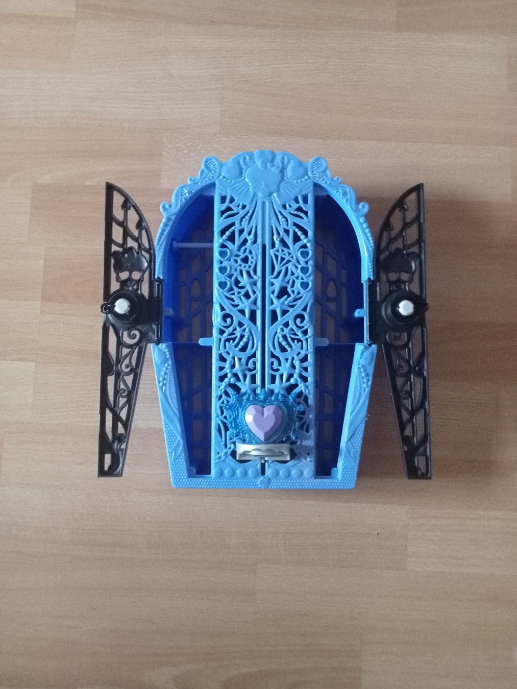Bambole: Monster High Skulltimate Secrets Abbey – Usato da Rupperswil venduto da big-one-sale 2