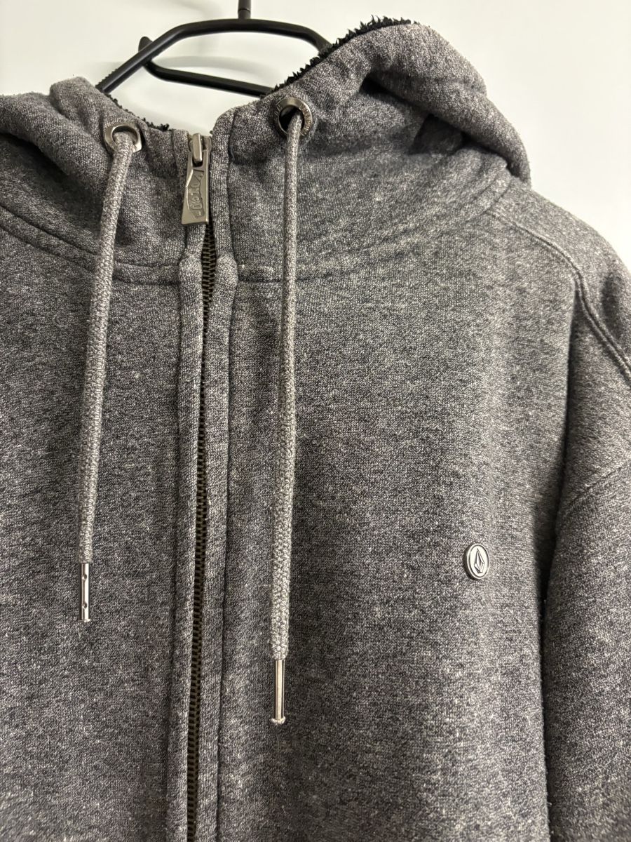 Volcom Giacche: Volcom Kapuzenjacke mit Futter grau – Usato da Luzern venduto da ale_v5qn 1
