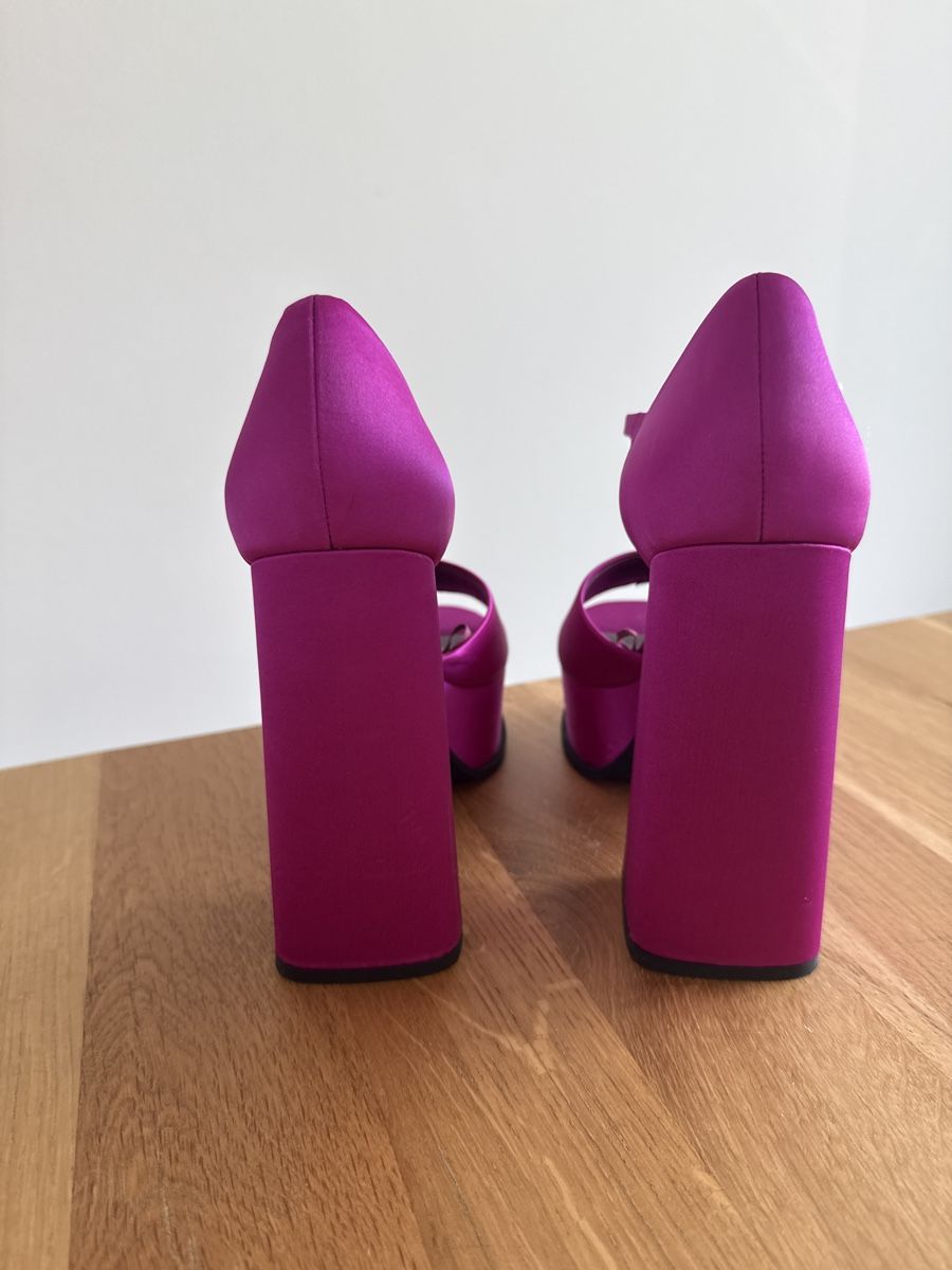 Damenschuhe: New platforms satin effect size 39 – Neu (gemäss Beschreibung) aus Zürich von lar_8826 2