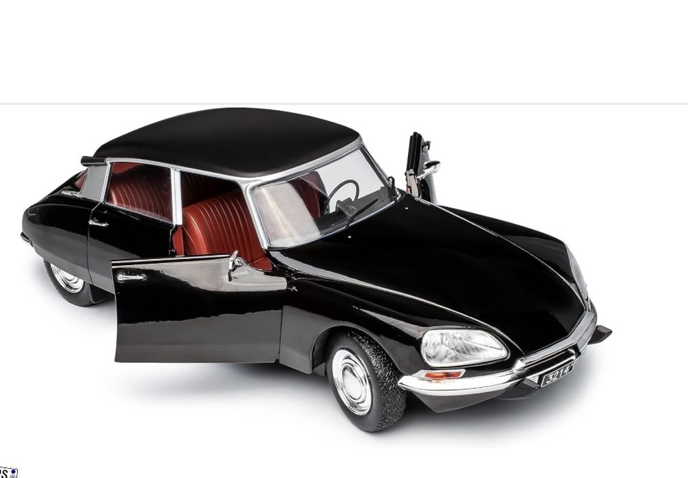 SOLIDO 1:18 Scale Diecast - 1972 Citroën D Spécial, Beige - S1800710