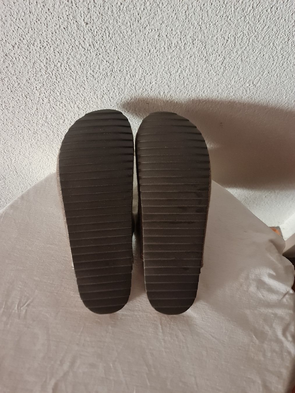 Scarpe da uomo: Hausschuhe,  Grösse 44 Nagelneu – Nuovo e nell'imballaggio originale da triengen venduto da fad_g29d 4