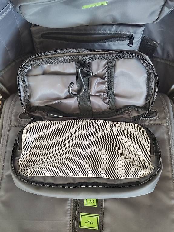 Zaini: Rucksack mit vielen Innentaschen – Nuovo (secondo la descrizione) da Zürich venduto da Hoernli123 1