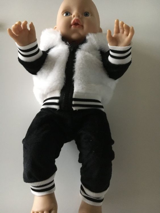 Puppenkleidung Für 43 Cm Puppen – Kapuzenpullover Mit Tiermotiv, Hose, Socken & Kleiderbügel – Weicher, Hautfreundlicher Stoff – Perfektes Geschenk Für Kinder – Maschinenwaschbar