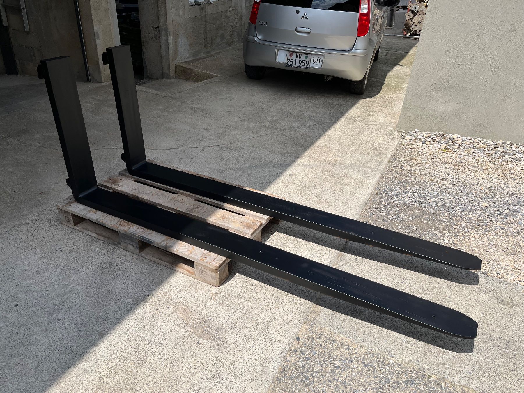 Carrelli elevatori e a forche: Fourche à palettes FEM4 2,2m – Usato da Bioley-Magnoux venduto da Salvo25 7