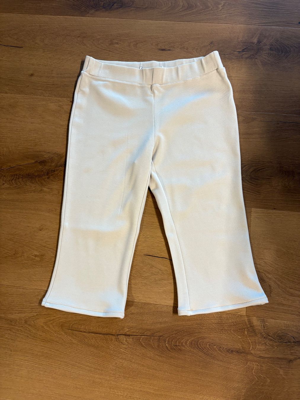 Pantaloni: Damen 3/4 Hosen Gr. M – Usato da Embrach venduto da Bdennis