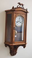 Antike Wanduhr um 1900 mit Tierfigur - Badische Uhrenfabrik