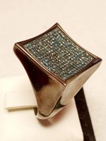 Ring mit blauen Diamanten Pave Grösse 66 Neu
