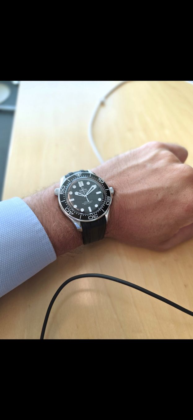 Omega Uhren: Omega Seamaster 300 SMP No date – Neu (gemäss Beschreibung) aus Chexbres von sdrug