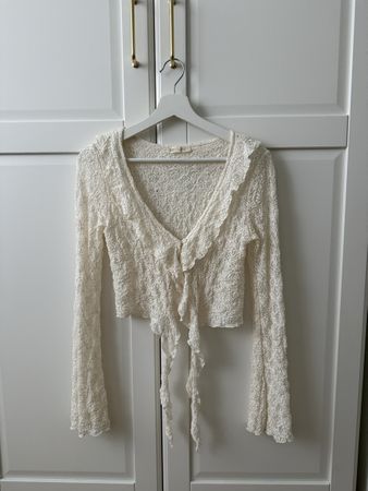 Stradivarius Bluse Spitze beige Grösse M neuwertig
