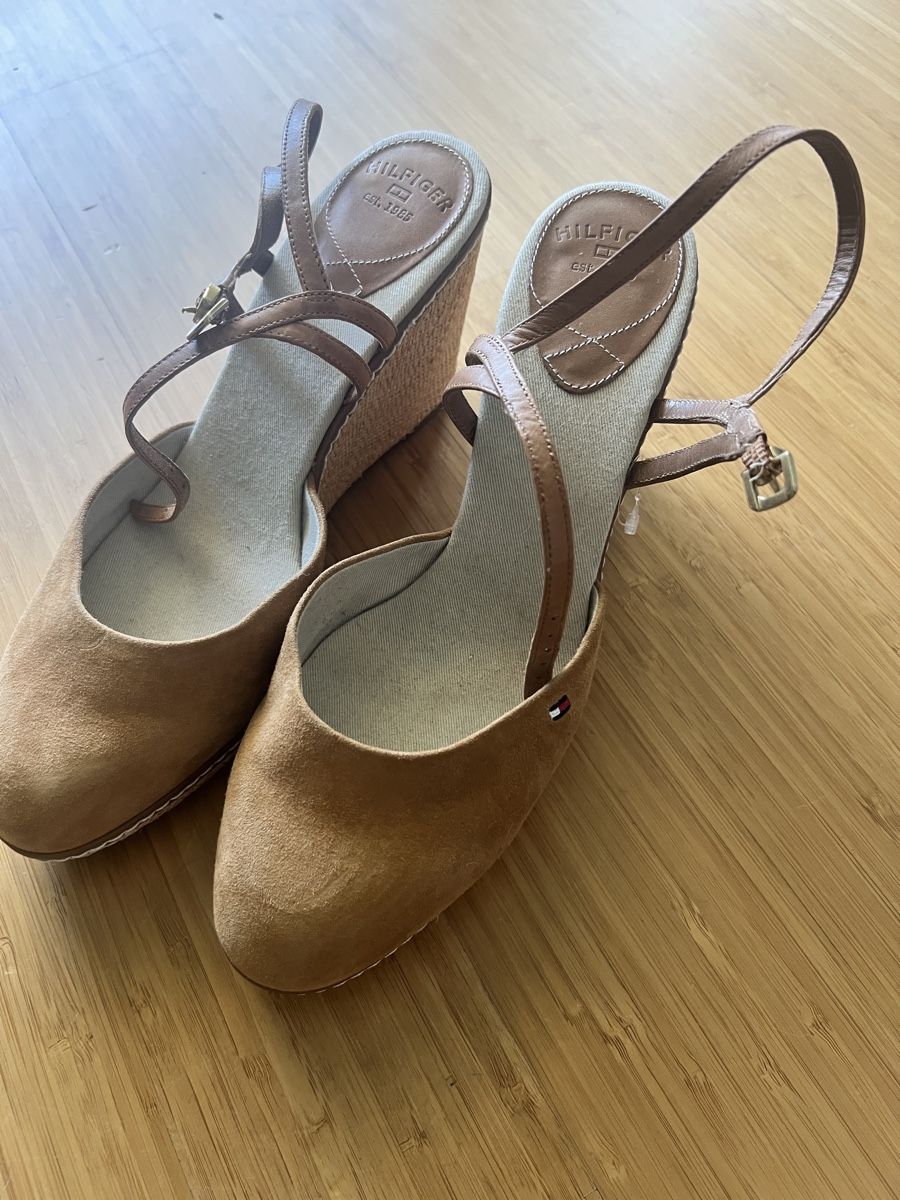 Tommy Hilfiger Scarpe da donna: Tommy Hilfiger compensées (41) neuves – Nuovo (secondo la descrizione) da Nyon venduto da ikel78 4