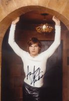 Original Autogramm von ASHTON KUTCHER auf Großfoto