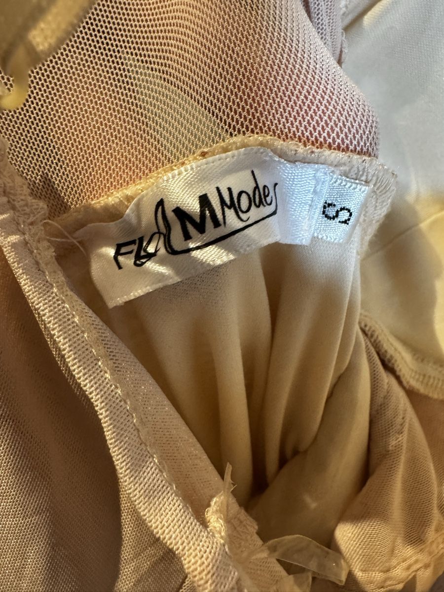 Vestiti: Robe dorée pailletée bustier Fly Mode S soirée chic – Nuovo (secondo la descrizione) da La Chaux de fonds venduto da car_f9yg 3