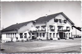 ECHARLENS, hôtel de la croix verte