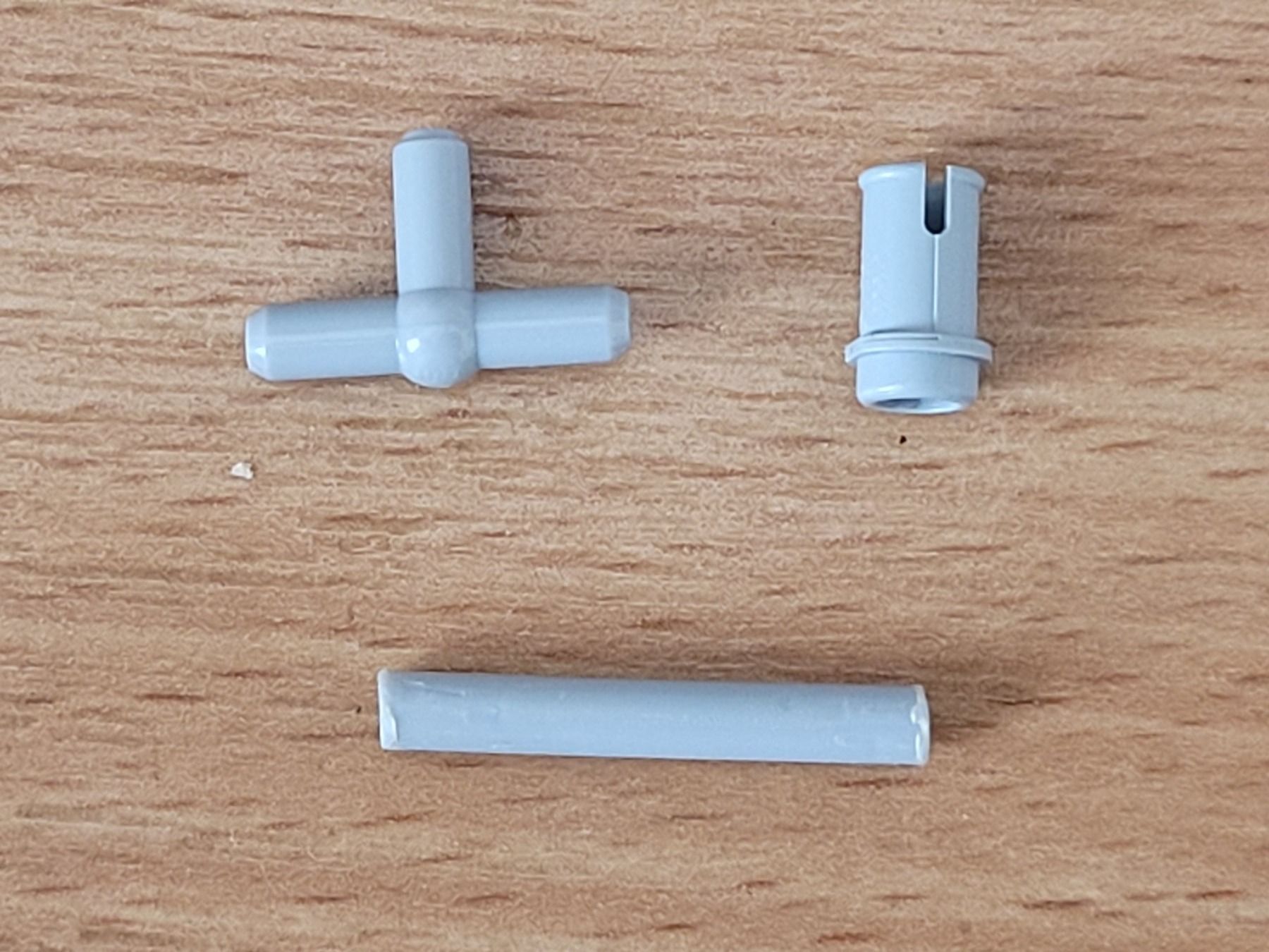 Lego Baukästen: Lego Technic - Pièces de détachées - 3x différentes p. grise – Gebraucht aus Payerne von tintin08 1