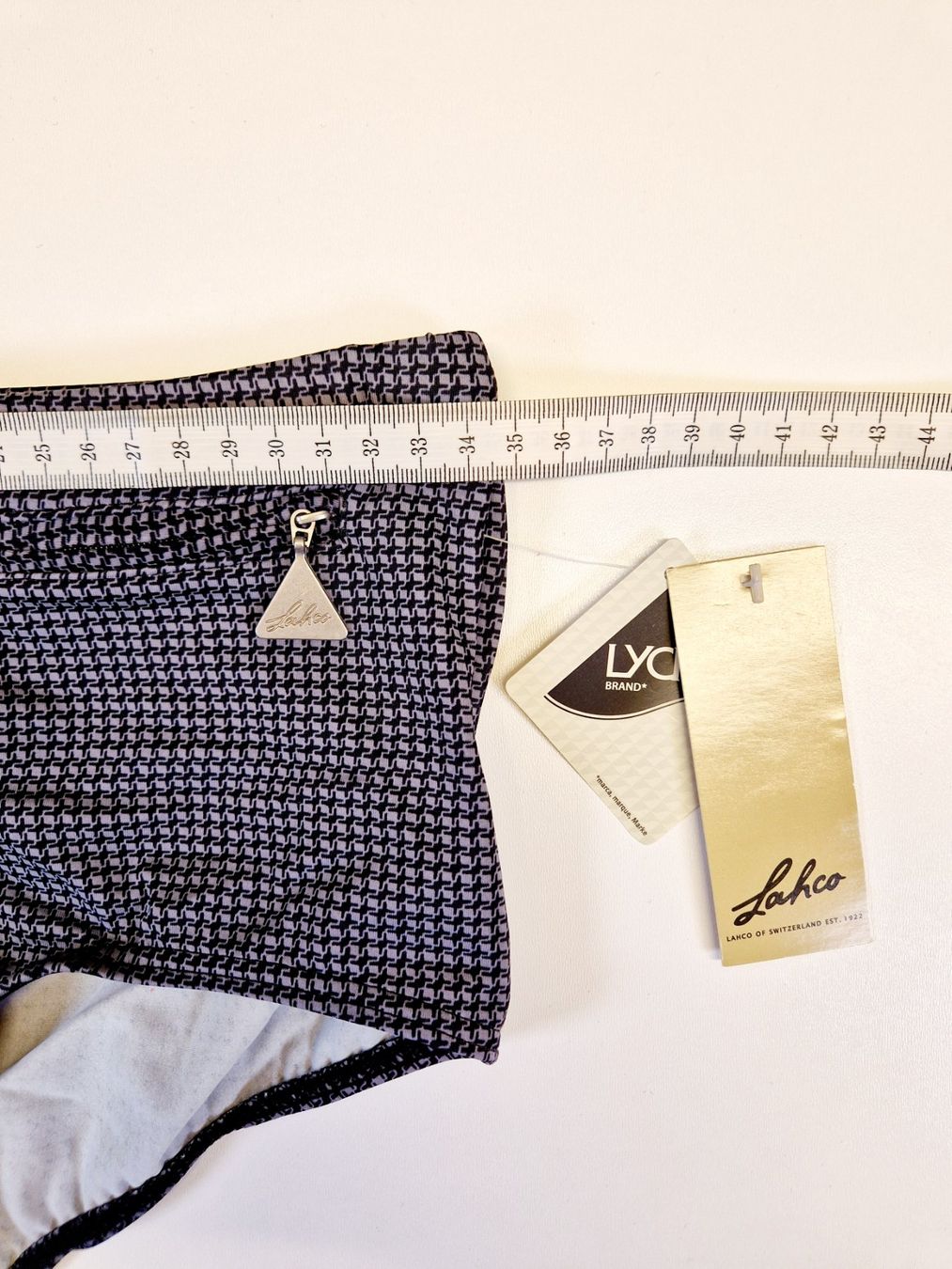 Lahco Costumi da bagno: Badehose Herren S Lahco Basic Black / Rabatt 50% - 70%!!! – Nuovo e nell'imballaggio originale da Braunau venduto da Brand-Store 6