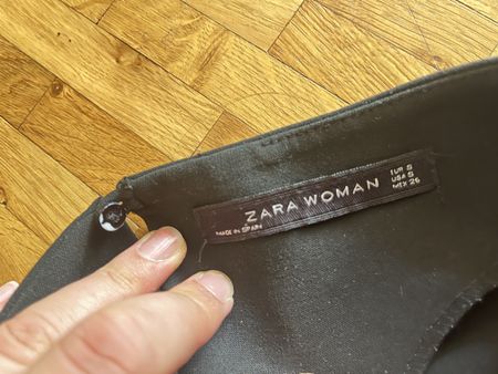Kleid schwarz Zara Grösse S guter Zustand