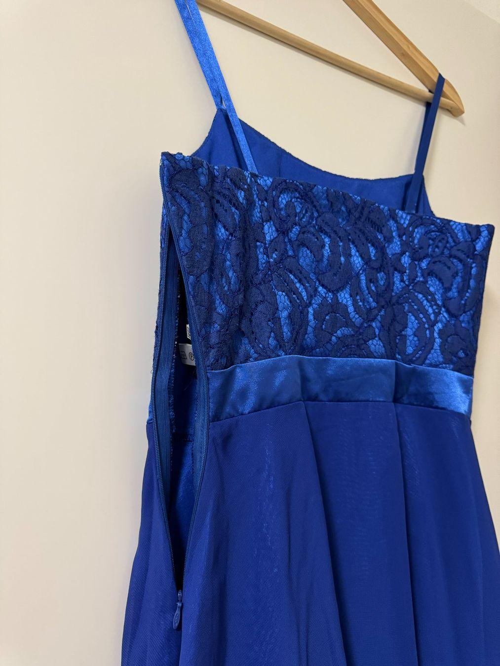 Kleider: Elegantes blaues Kleid mit Spitze Gr. 38 – Neu (gemäss Beschreibung) aus Zürich von pamleano 4