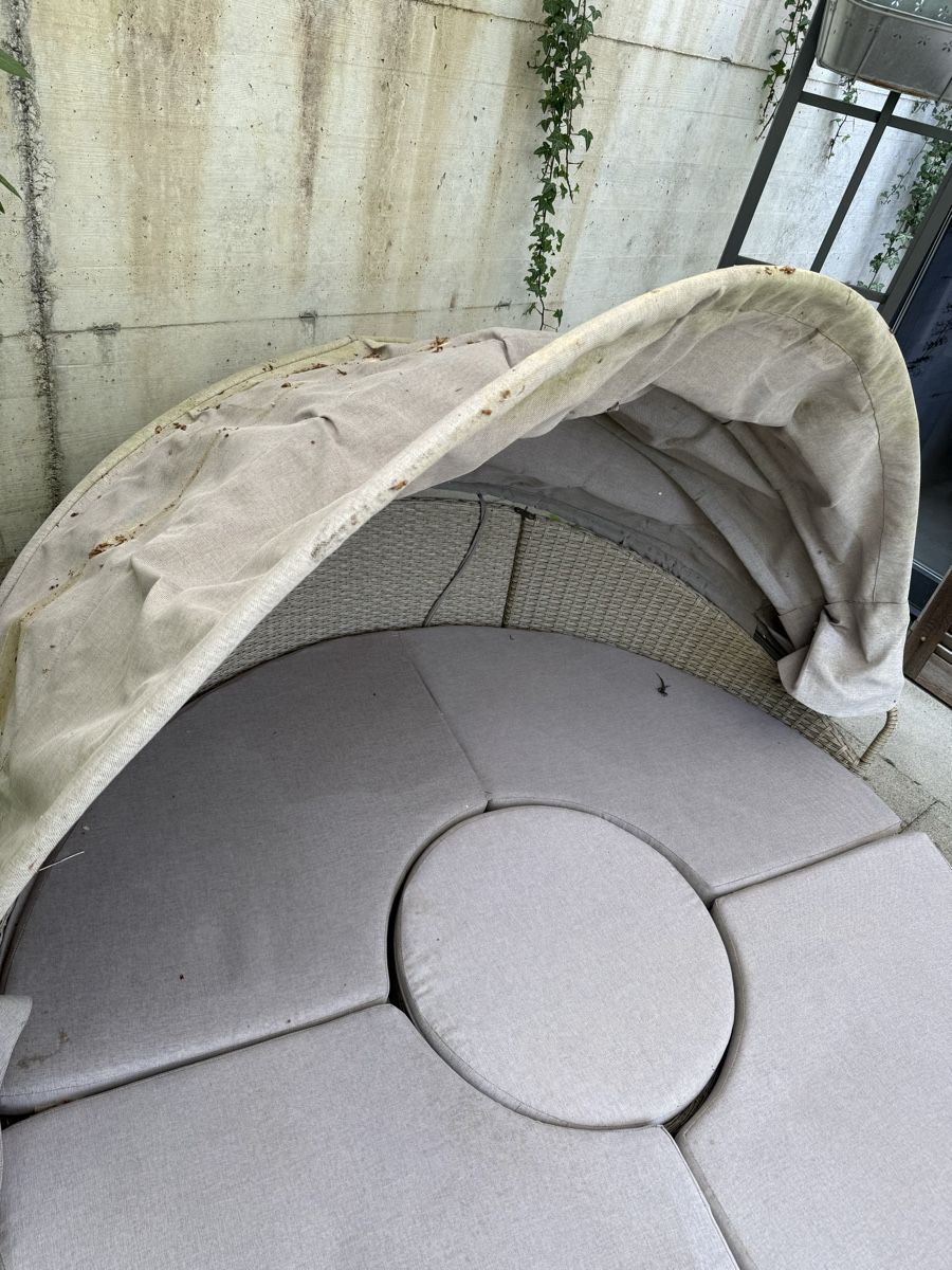 Sofas: Garden sofa  – Defekt aus Walchwil von Luxury_wardrobe 3