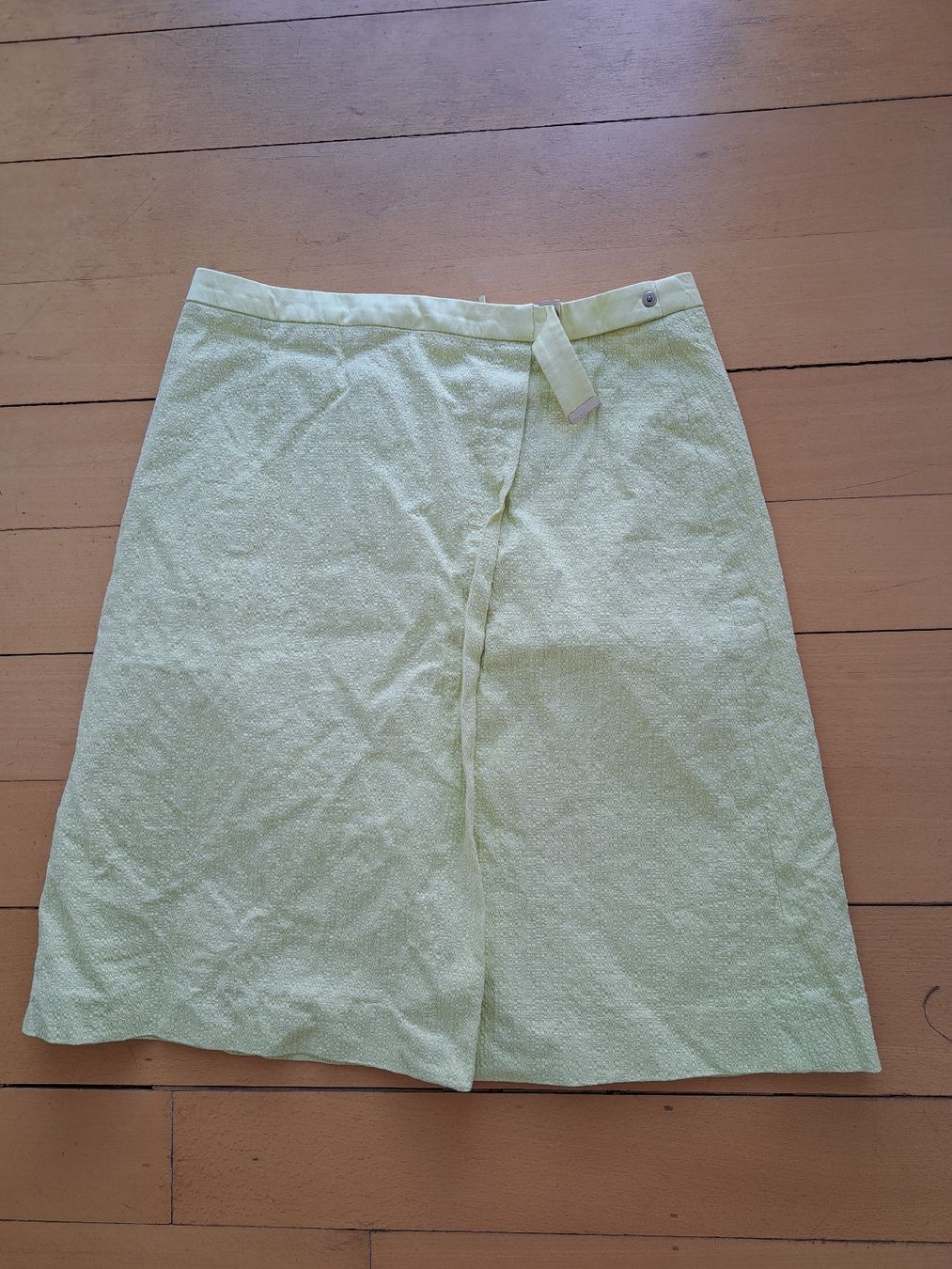 Hugo Boss Gonne: Hugo Boss Rock – Usato da Thalwil venduto da sternenstaub369