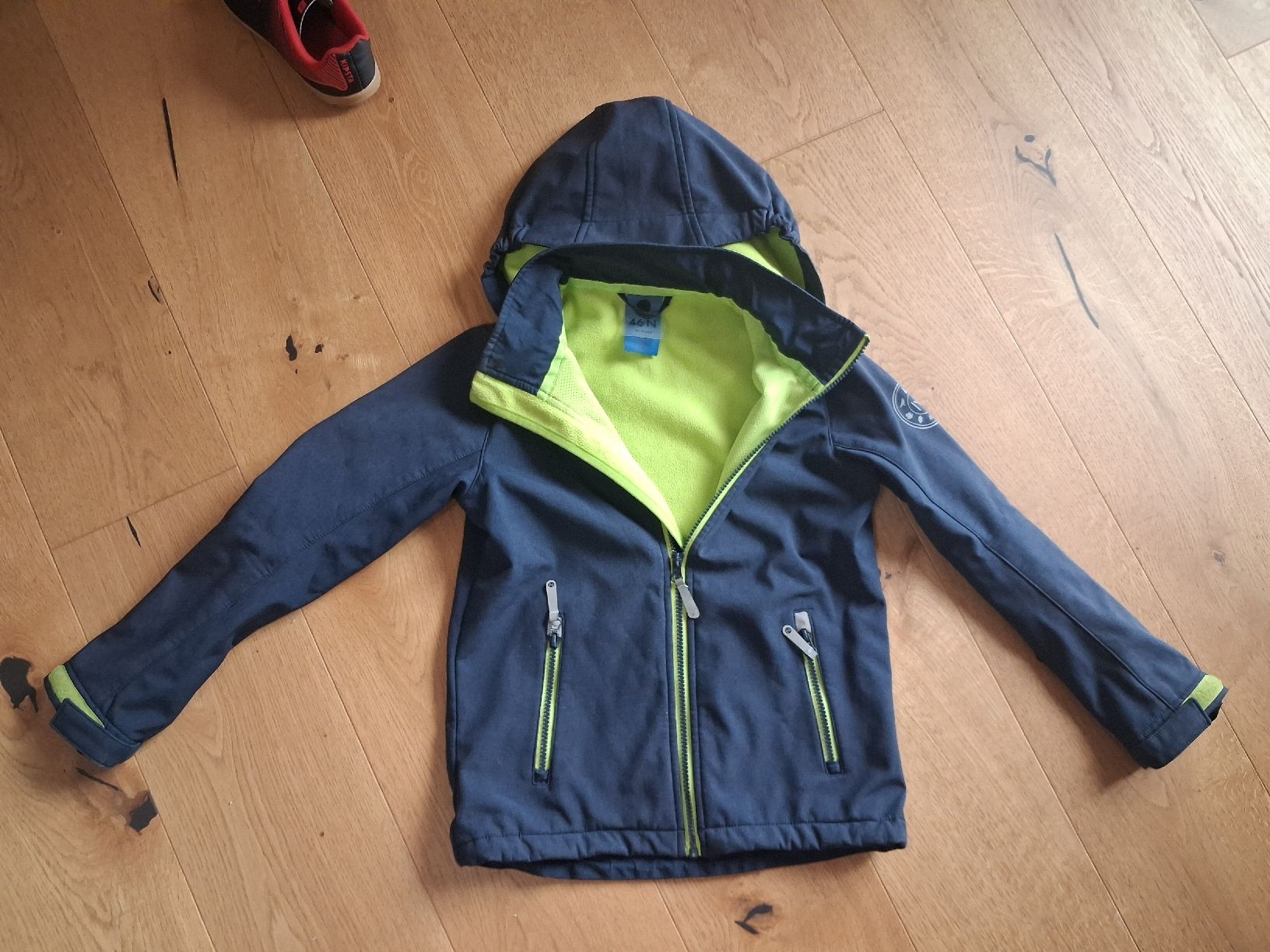 46 Nord Giacche & Cappotti: Kinder Softshelljacke Grösse 140, dunkelblau, top Zustand! – Usato da Thalwil venduto da myandine