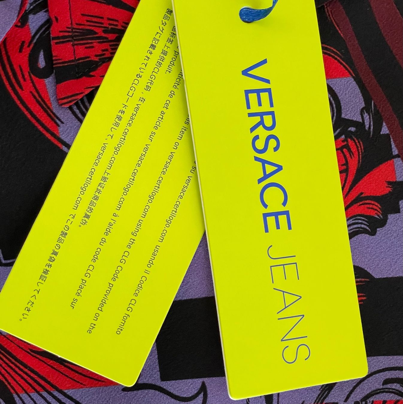 Versace Camicette: Camicetta in seta VERSACE JEANS **NUOVA** – Nuovo (secondo la descrizione) da Castel San Pietro venduto da Moregi 4