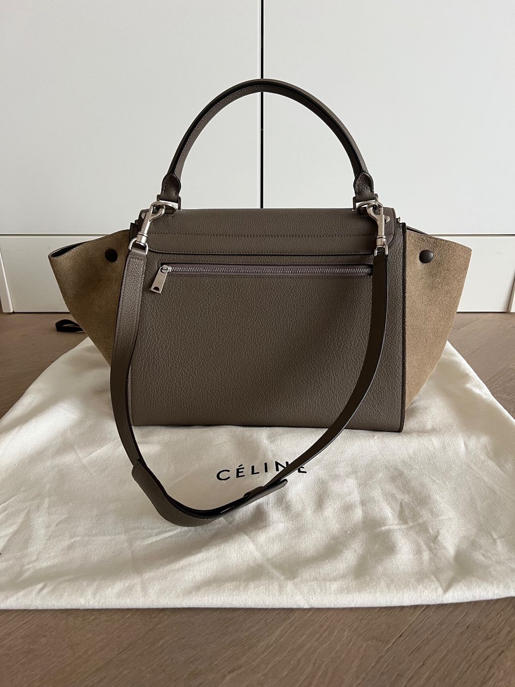 Celine Borse da donna: Sac Céline trapèze (medium) neuf – Nuovo e nell'imballaggio originale da Hauterive NE venduto da mwueth 1