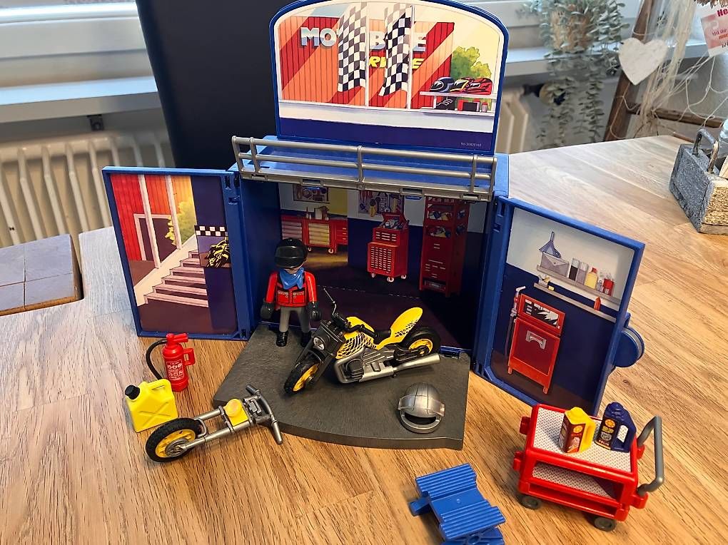 Playmobil Spielzeuge: Playmobil 6157 Motorradwekstatt – Gebraucht aus Hellbühl von sabilu