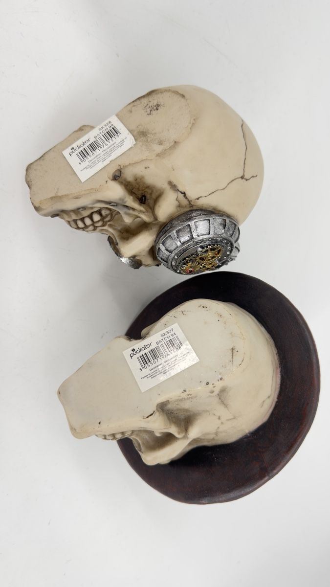 Figurines: # PUCKATOR - 2 Stk. Totenköpfe # – D'occasion à Bolligen par secondhand-with-love 4
