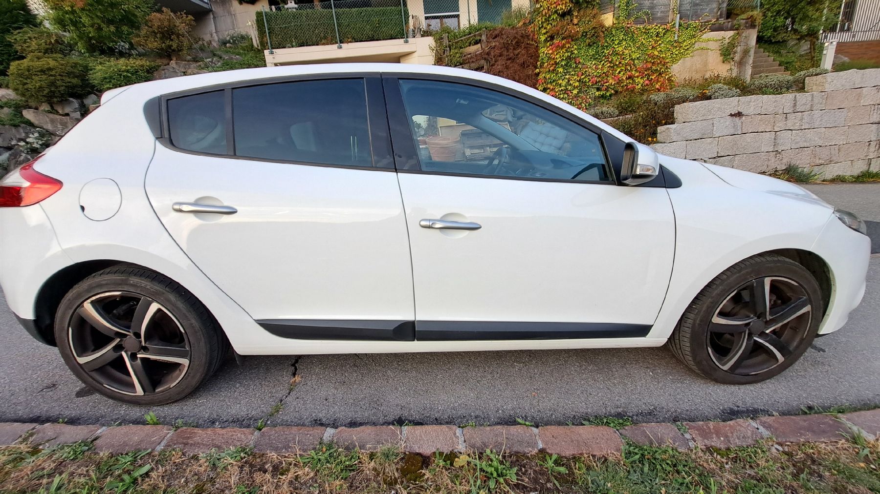 Renault Autos: Renault Megane 3 – D'occasion à Schwarzenberg LU par lab_7frs 5