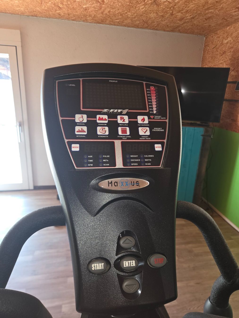 Hometrainer: MAXXUS Crosstrainer / Ellipsentrainer – Usato da Beinwil (Freiamt) venduto da luk_6vxw 1