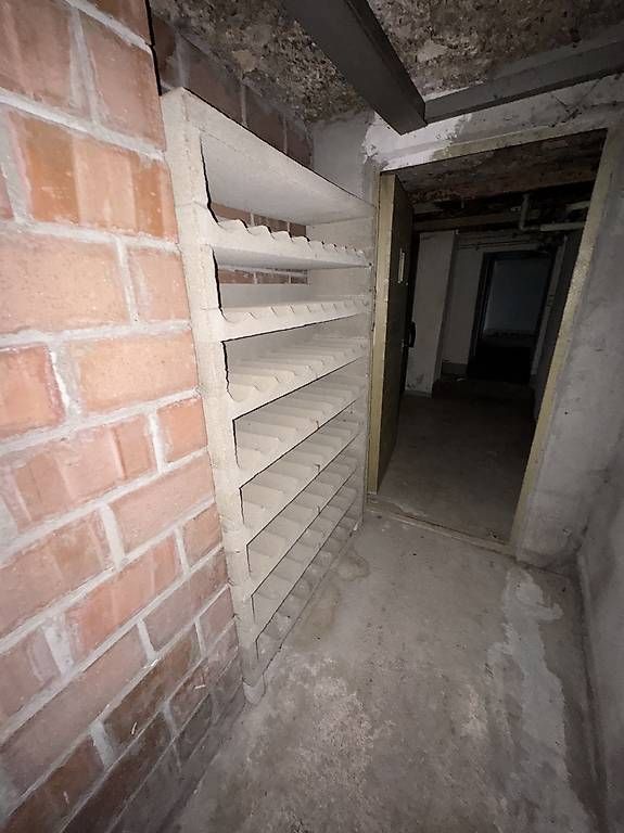Étagères: Weinregal Beton – D'occasion à Münchwilen AG par me2work 1