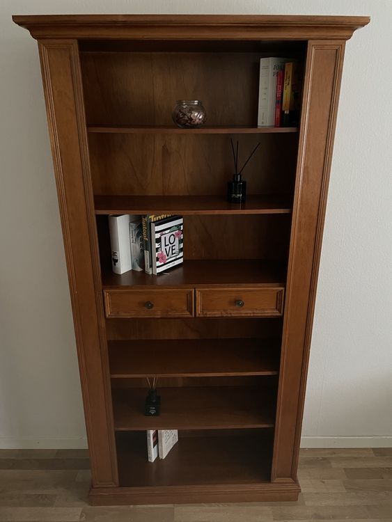 Scaffali: Klassisches Bücherregal mit Schubladen | Edles Design | – Usato da Dietikon venduto da lir_6b7c 1