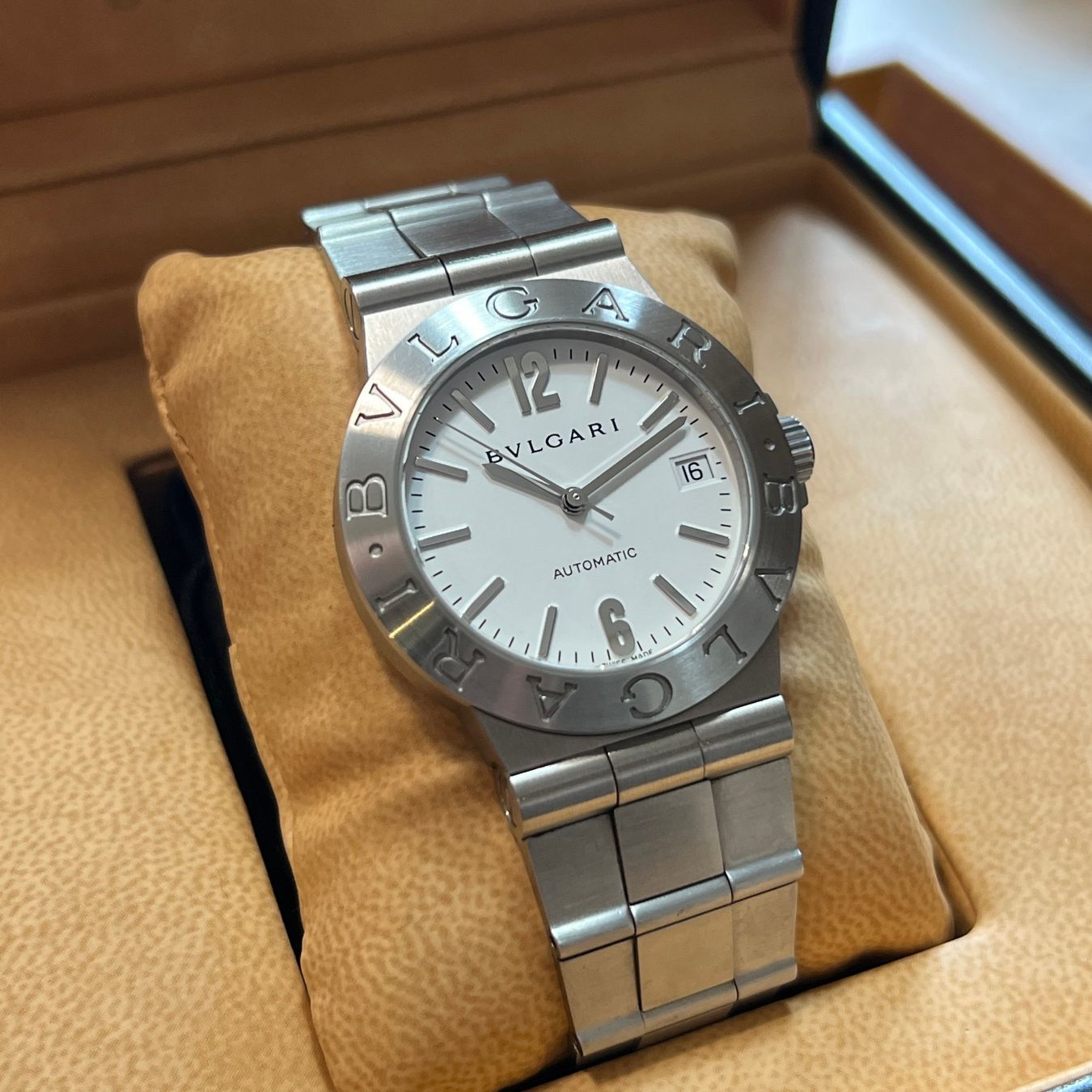 Bulgari Orologi: Bulgari Diagono Automatic Date Full Set LCV35S – Usato da Carouge GE venduto da Watchaser 1