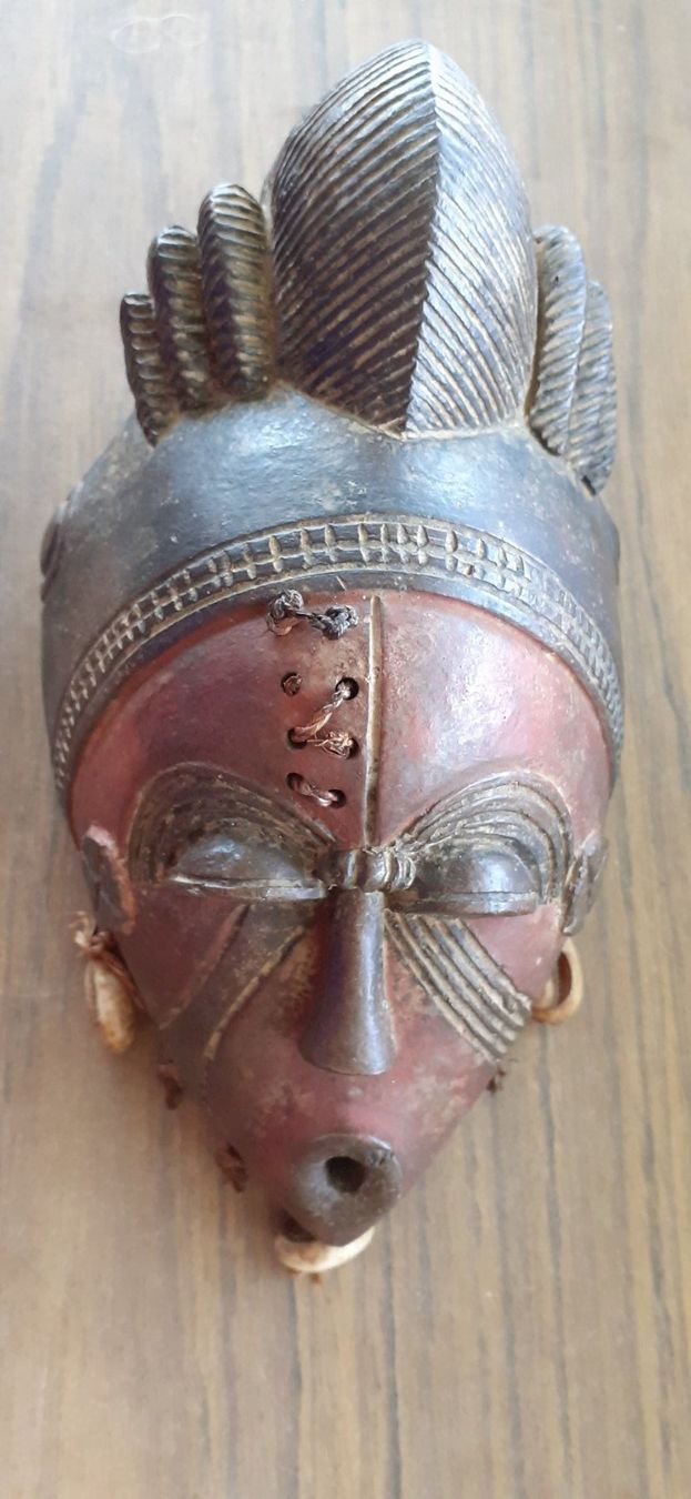 Arte internazionale: Maske Afrika antik – Usato da Mörschwil venduto da antiksalon21 1