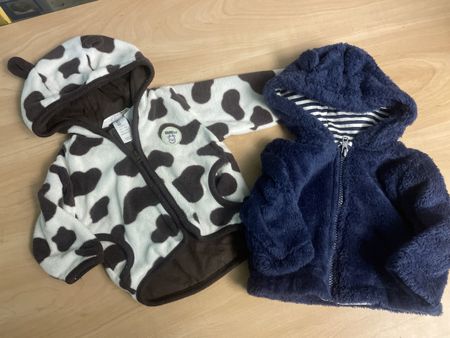 2 Baby H&M Fleecejacke/Kuscheljacke Grösse 56/62 süss
