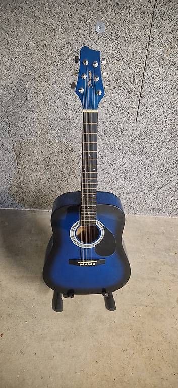 Strumenti musicali: Guitare folk acoustique Stagg bleue – Usato da Chavornay venduto da Aglianico 3