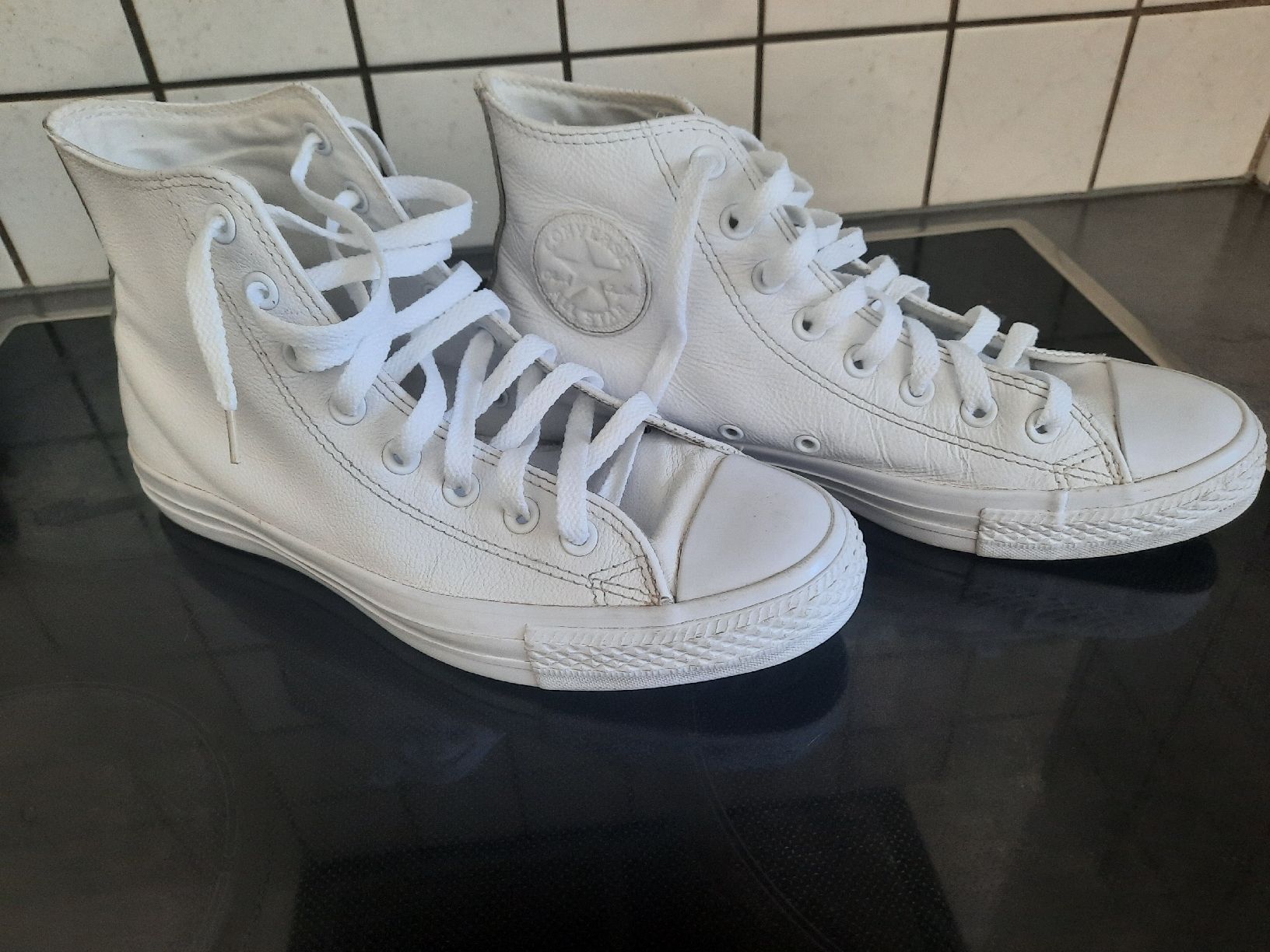 Converse Chaussures hommes: CONVERSE,  – D'occasion à Le Locle par marylise01