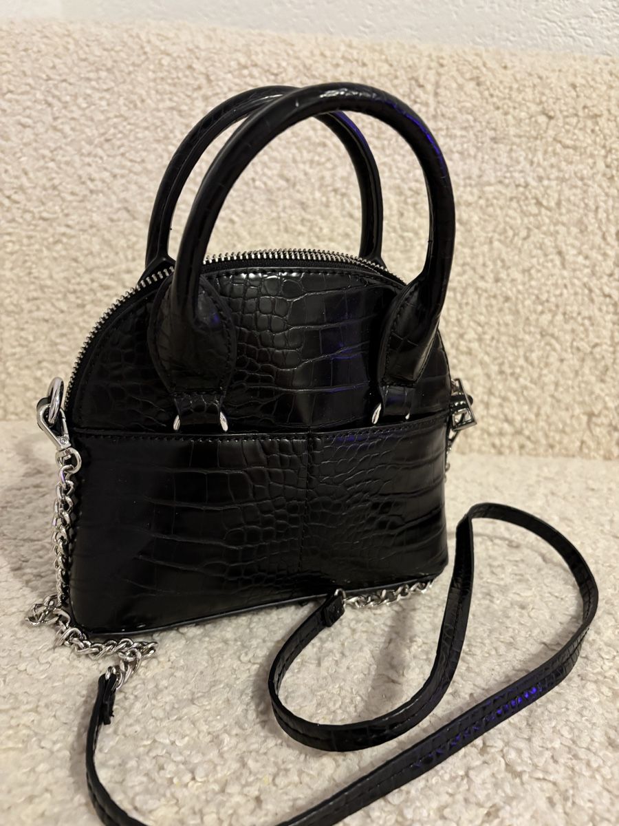 Zara Borse da donna: Sac Zara – Nuovo (secondo la descrizione) da La Chaux-de-Fonds venduto da Titine.