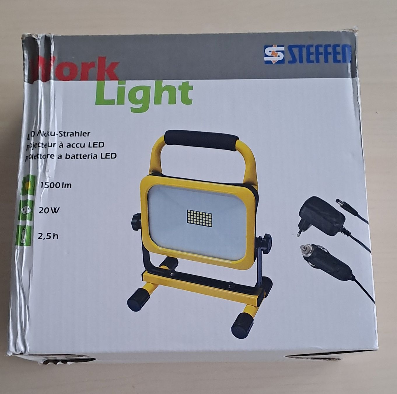 Lampade: LED-Akkustrahler mit Traggriff – Nuovo e nell'imballaggio originale da Feuerthalen venduto da kigo87 1