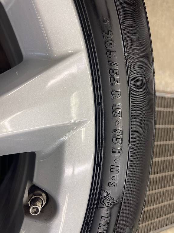 Pneumatici & Ruote complete: Original BMW 2 er Winterräder  – Usato da Aarau venduto da Avdyli1 7