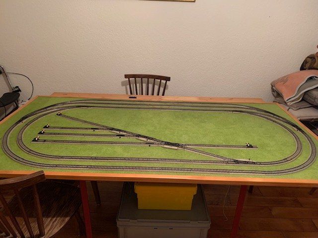 Märklin - 8566 - Modélisme Ferroviaire - Rail - Aiguillage Manuel Droit R490 Mm Märklin - 8566 - Modélisme Ferroviaire - Rail - Aiguillage Manuel Droit R490 Mm