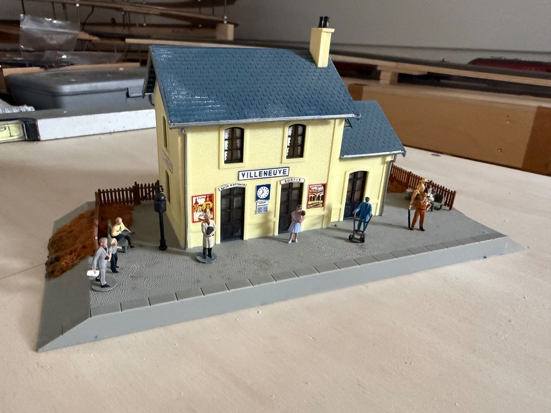 Modelleisenbahnen: Maison de gare HO – Gebraucht aus Morrens VD von YannD02 2