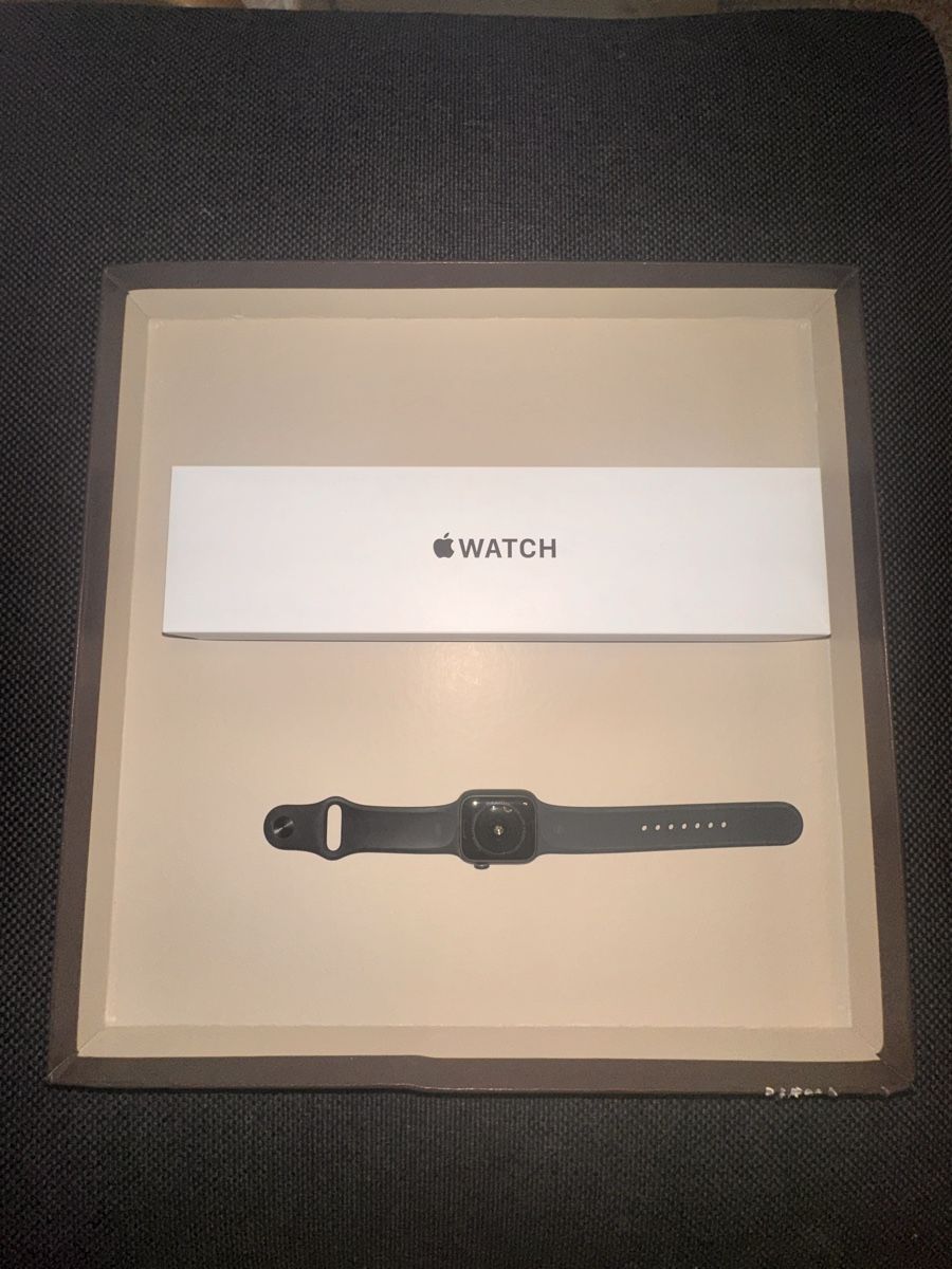 Apple Smartwatch: Apple Watch SE 1st Generation 40mm – Usato da Winterthur venduto da aykutkozandagi