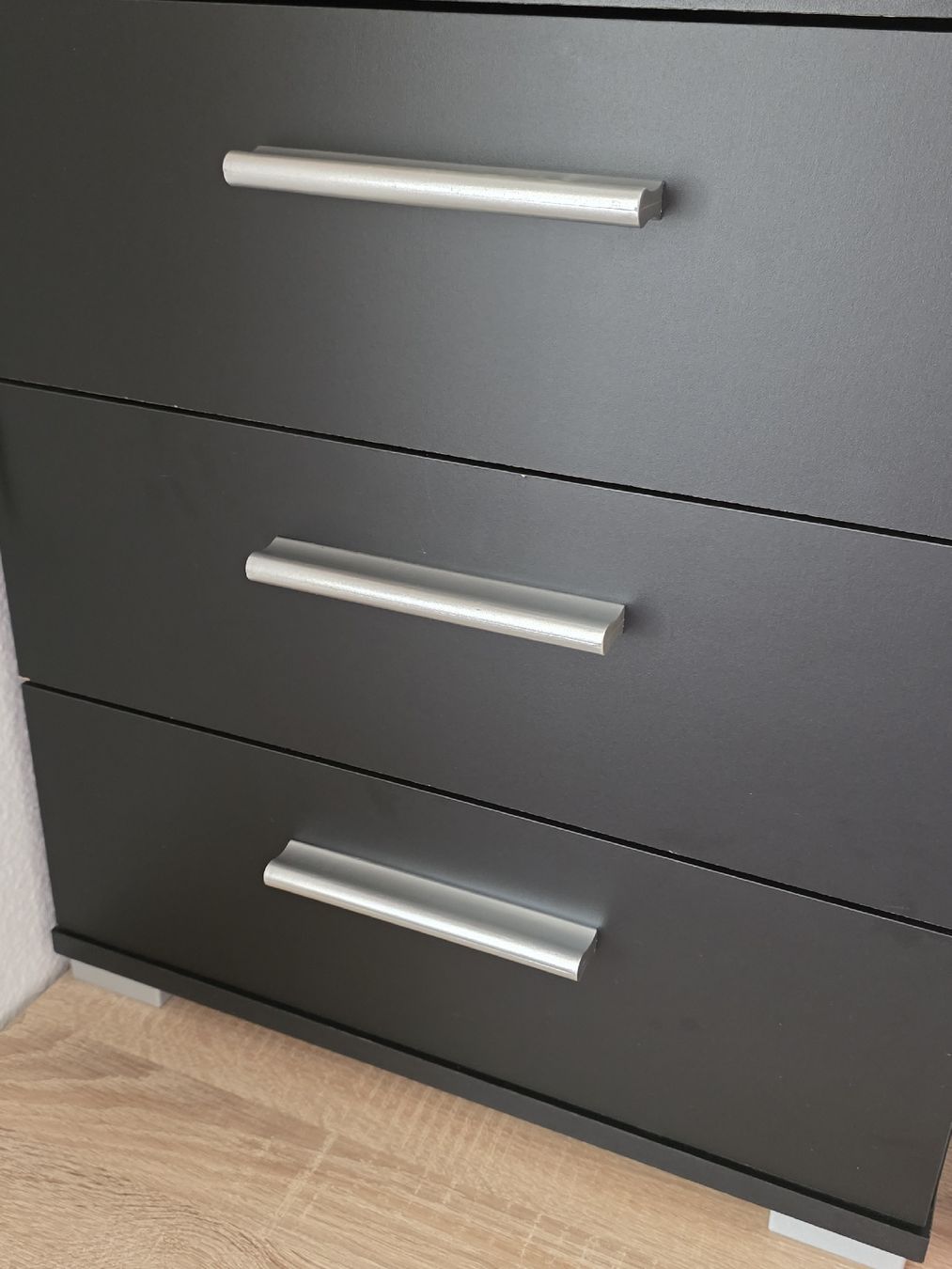 Conforama Nachttische: schwarz Nachtisch Conforama – Gebraucht aus Oensingen von Fat_v5w7