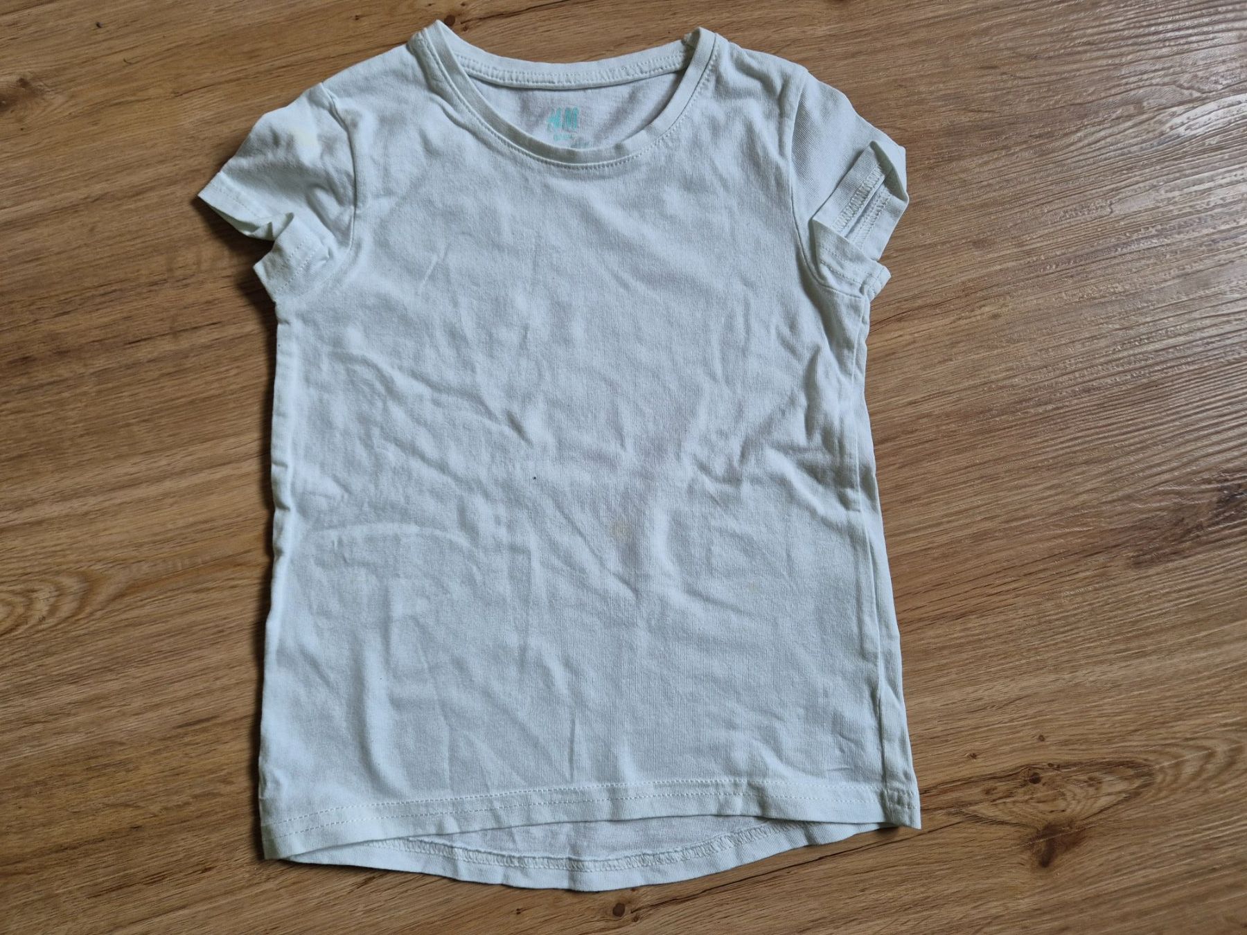 Lotti & Set di vestiti: Mädchen Kleiderset Gr. 98/104 ab CHF 1.- – Usato da Giswil venduto da 0G6 4