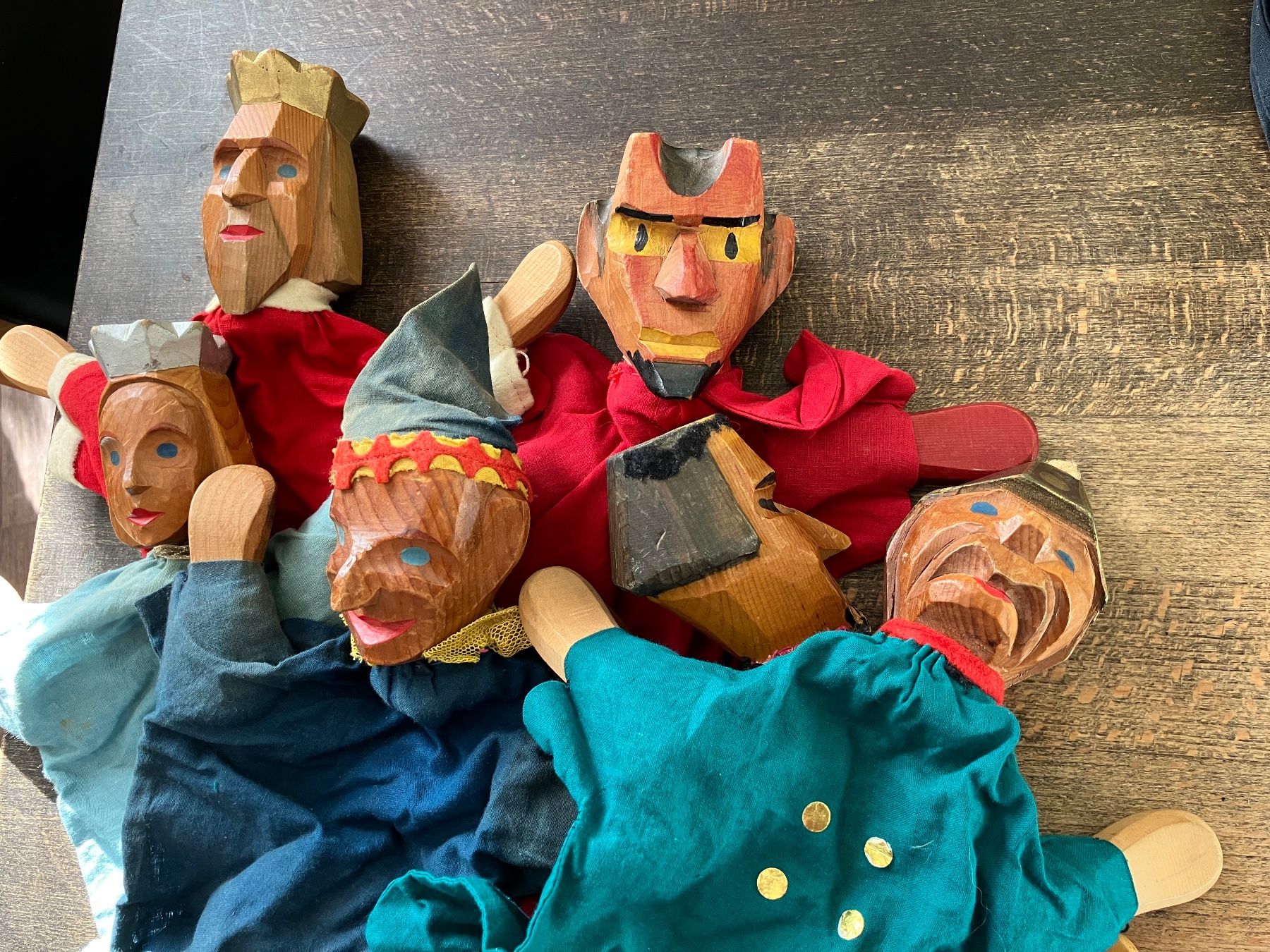 Bambole: Kasperle-Figuren Holzköpfe geschnitzt – Usato da Zürich venduto da ylluw50 2