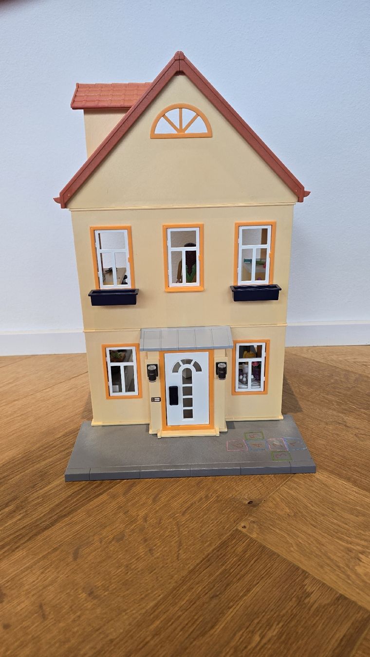 Playmobil Giocattoli: Playmobil Haus mit Zubehör – Usato da Sachseln venduto da Oberhuiser 4