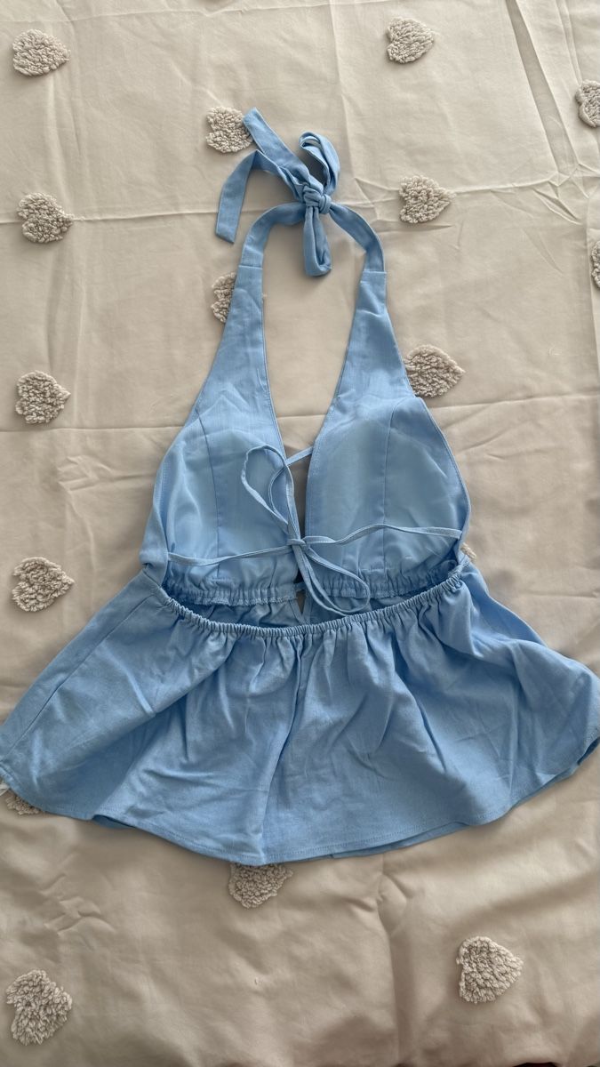 Top: Haut dos nu FB Sister bleu clair taille S  – Nuovo (secondo la descrizione) da Biel/Bienne venduto da diana.diana 1